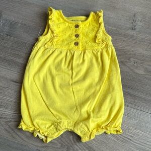 🛍️5for$15🛍️3mo Carter’s romper